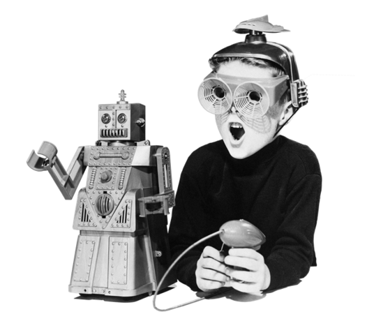 Kind mit Fluggerät-Helm und Roboter
